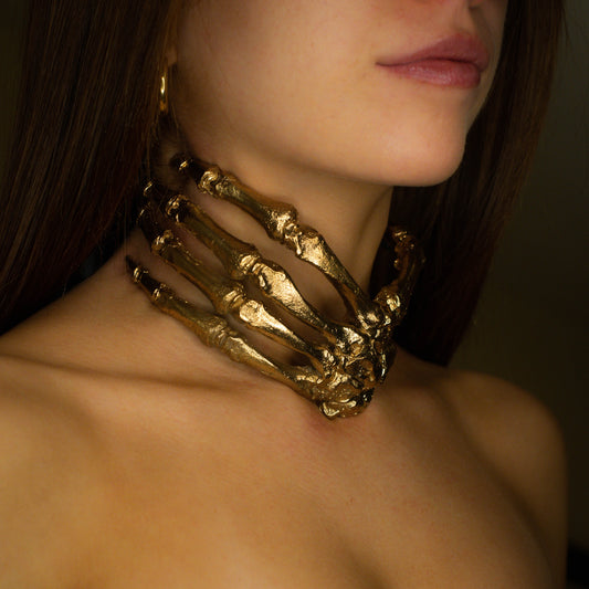Nox Neckcharm Left